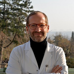 Prim. Assoz.-Prof. Dr. Peter Lackner